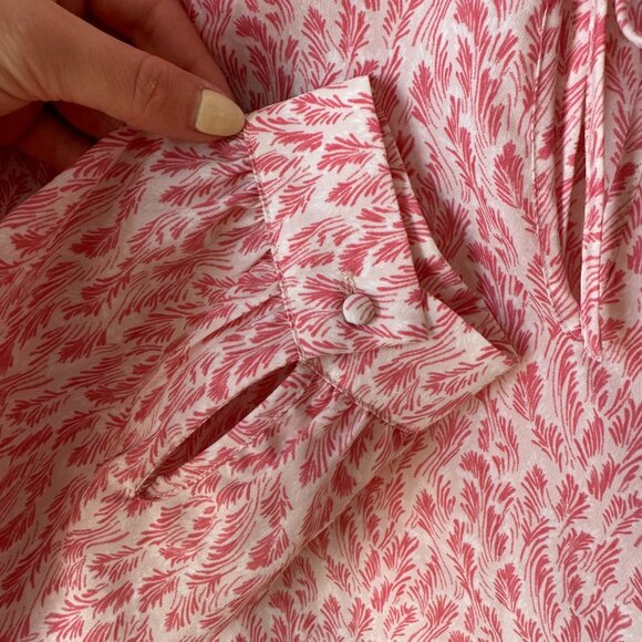 Joie Evangeline Pink Print Ruffle Tie Neck Blouse Size XS - Picture 5 of 8
